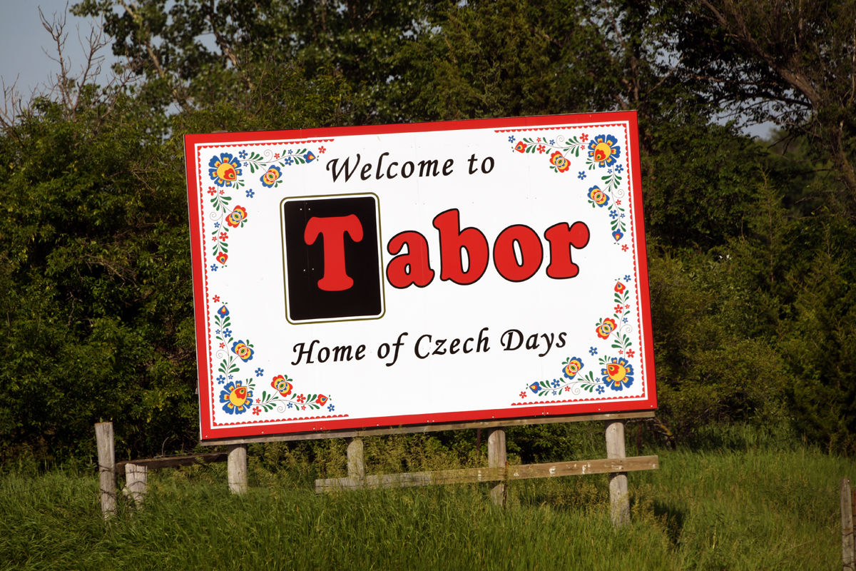 131 The Fun Club stopped at the Czech Festival in Tabor for dinner and fun..JPG